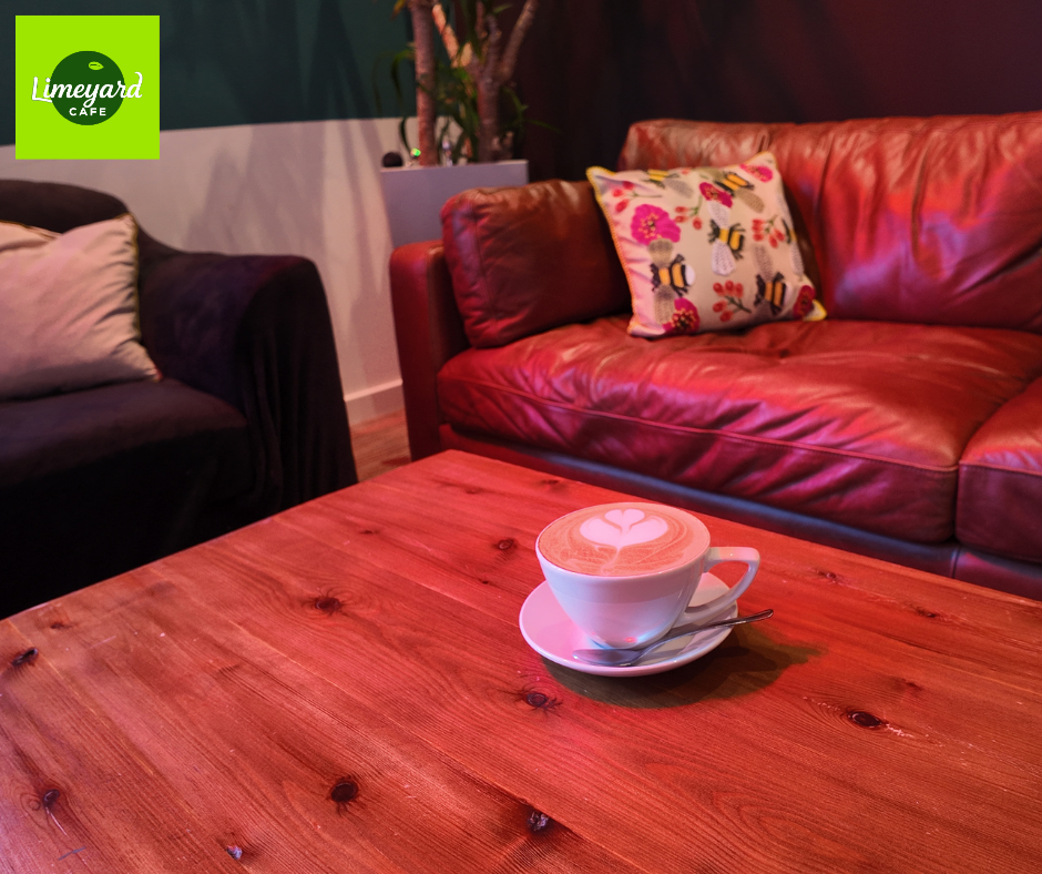 Limeyard cafe Latte 1